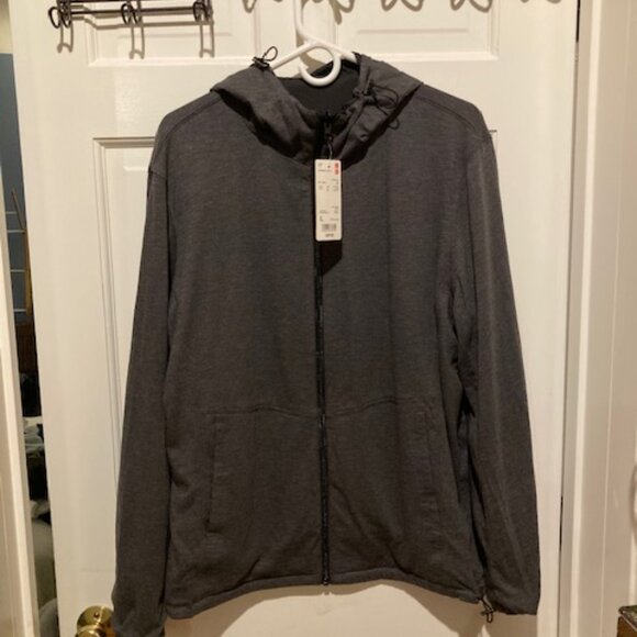 uniqlo mens reversible windbreaker - Picture 5 of 7